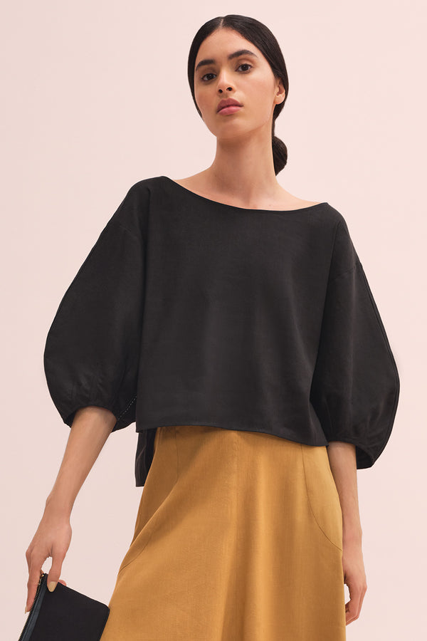 Black / Large