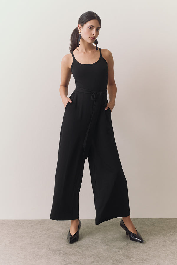 Black / Large