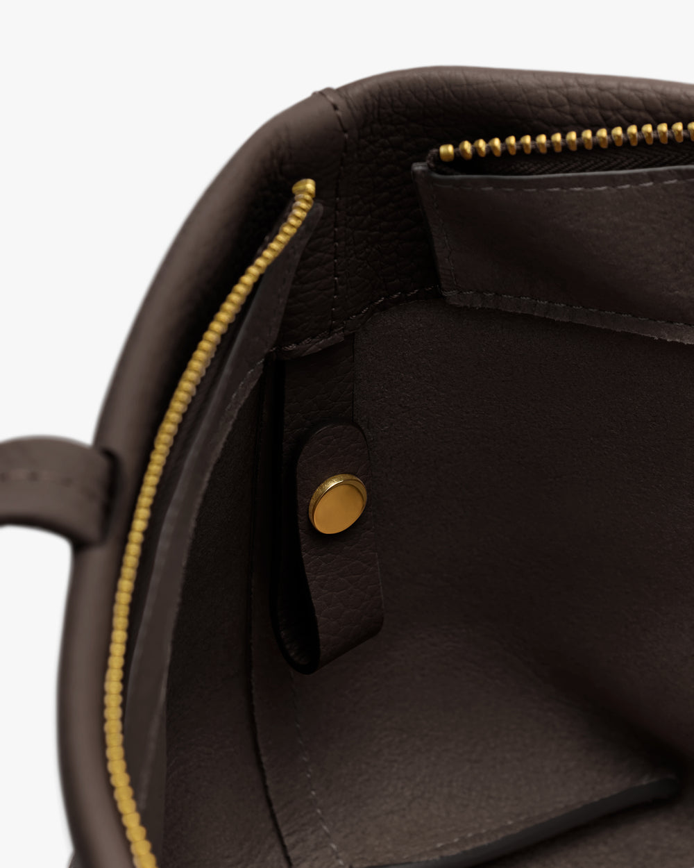 Open bag with visible zipper and pocket inside
